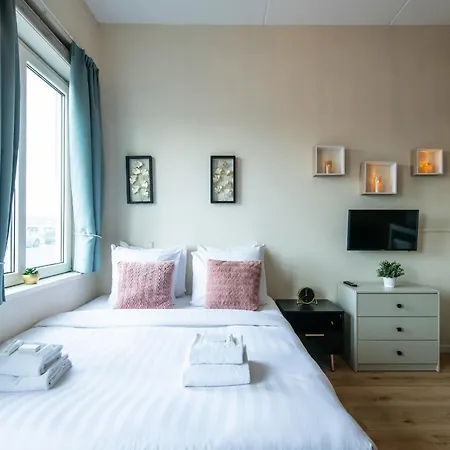 North Spacious For Two 3*